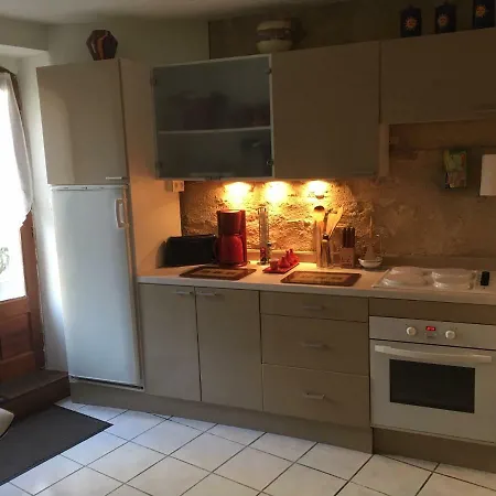 Сasa de vacaciones La Maison Des Voyages. Pézenas